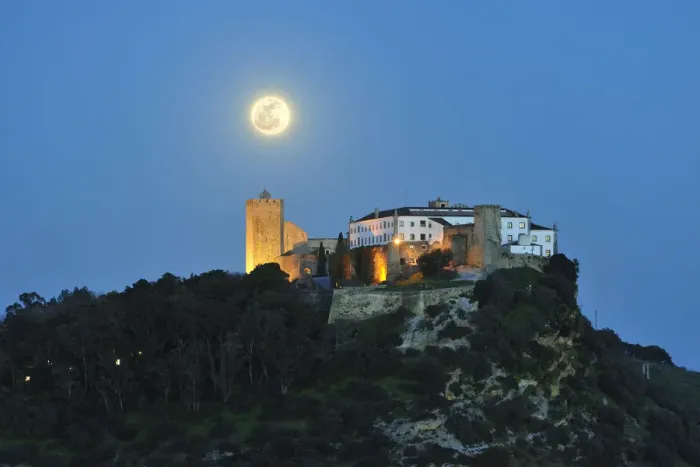 Framed Print : The medieval castle of Palmela in a full moon night. Portugal Framed Print : The medieval castle of Palmela in a full moon night. Portugal