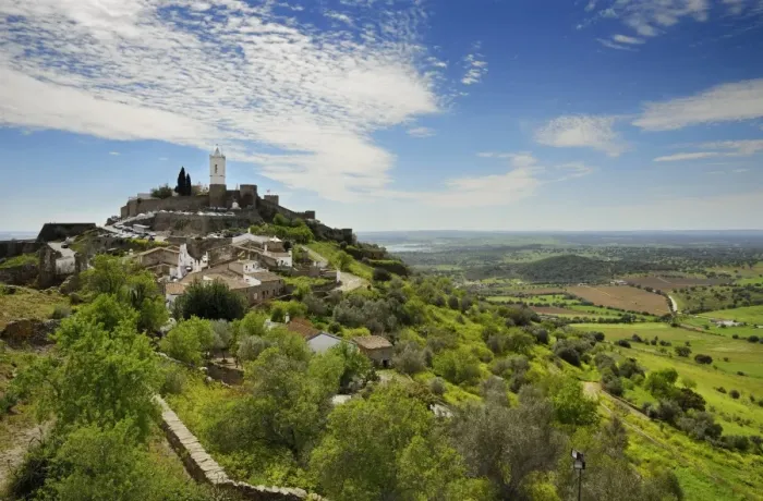 Framed Print : The medieval walled village of Monsaraz. Alentejo, Portugal Framed Print : The medieval walled village of Monsaraz. Alentejo, Portugal