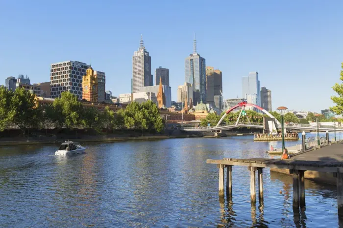 Framed Print : Melbourne skyline along Yarra River, Melbourne, Victoria, Australia Framed Print : Melbourne skyline along Yarra River, Melbourne, Victoria, Australia