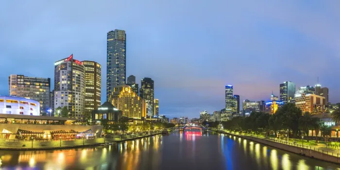 Framed Print : Melbourne, Victoria, Australia. Cityscape with Eureka Tower from the Yarra river at dusk Framed Print : Melbourne, Victoria, Australia. Cityscape with Eureka Tower from the Yarra river at dusk