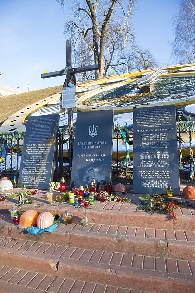 Memorial tothose killed during the 2013  /  2014 Euromaidan demonstrations