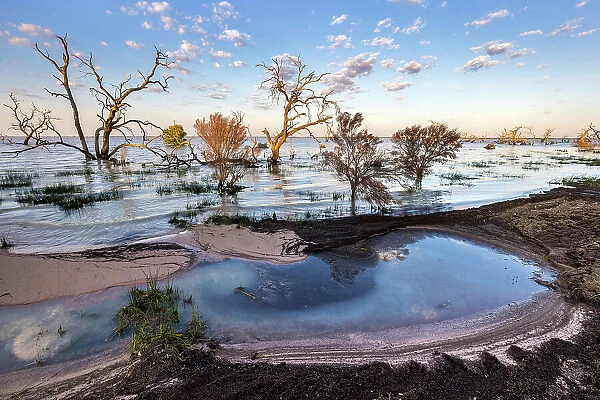 Menindee Lakes, New South Wales, Australia