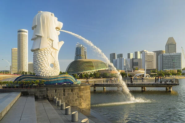 Merlion Statue, Esplanade-Theatres of the Bay, Singapore City, Singapore