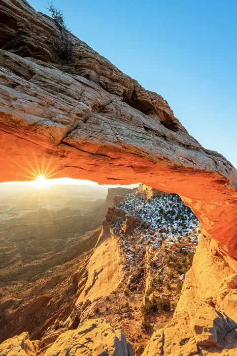 Framed Print : Mesa Arch at Sunrise, Canyonlands National Park, Utah, USA Framed Print : Mesa Arch at Sunrise, Canyonlands National Park, Utah, USA