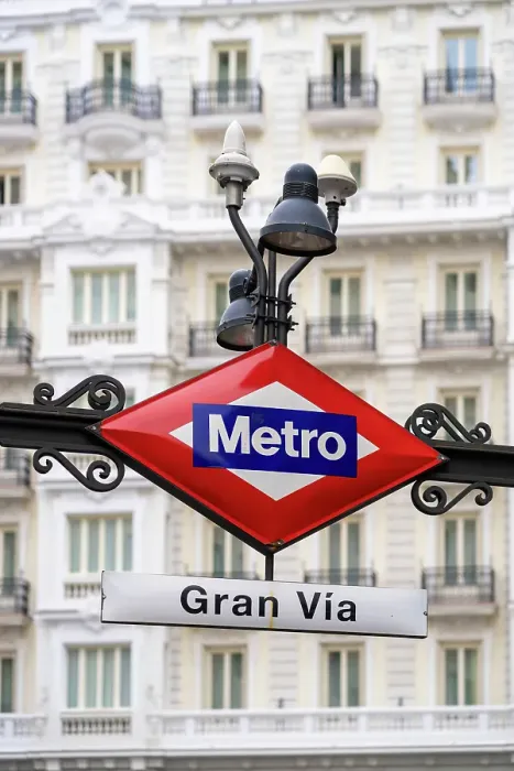 Framed Print : Metro sign at Gran Vía street in Central Madrid, Spain Framed Print : Metro sign at Gran Vía street in Central Madrid, Spain