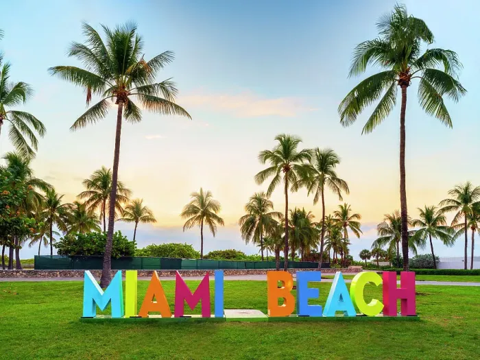Framed Print : Miami Beach Sign, Sunrise, South Beach, Ocean Drive, Miami, Florida, USA Framed Print : Miami Beach Sign, Sunrise, South Beach, Ocean Drive, Miami, Florida, USA
