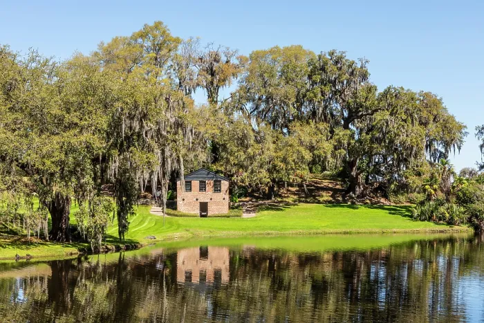 Framed Print : Middleton Place, Charleston, South Carolina, USA, North America Framed Print : Middleton Place, Charleston, South Carolina, USA, North America