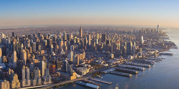 Midtown Manhattan and Hudson River, New York City, New York, USA