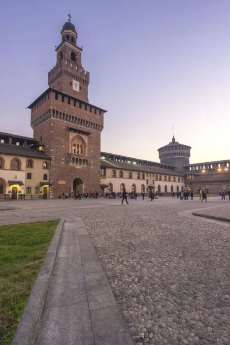 Framed Print : Milan, Lombardy, Italy. The Castello Sforzesco Framed Print : Milan, Lombardy, Italy. The Castello Sforzesco