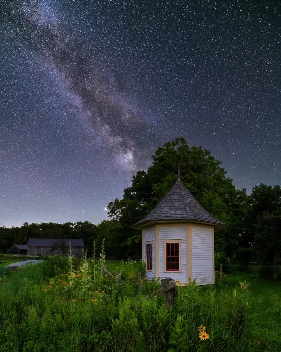 Framed Print : Milky Way over gazibo at Muster Field Farm, North Sutton, New Hampshire, USA Framed Print : Milky Way over gazibo at Muster Field Farm, North Sutton, New Hampshire, USA
