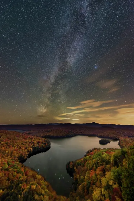Framed Print : Milky Way over Nichols Pond, Green Mountains, Woodbury, Vermont, USA Framed Print : Milky Way over Nichols Pond, Green Mountains, Woodbury, Vermont, USA