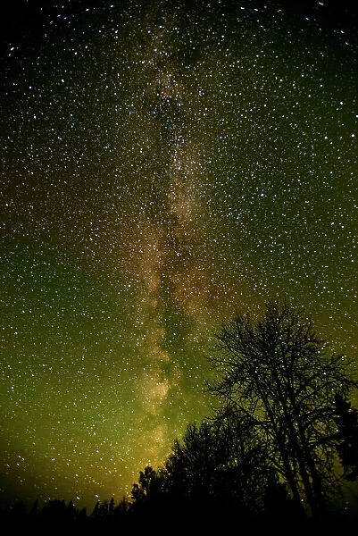 Milky Way and northern lights at Klotz Lake. Longlac, Ontario, Canada