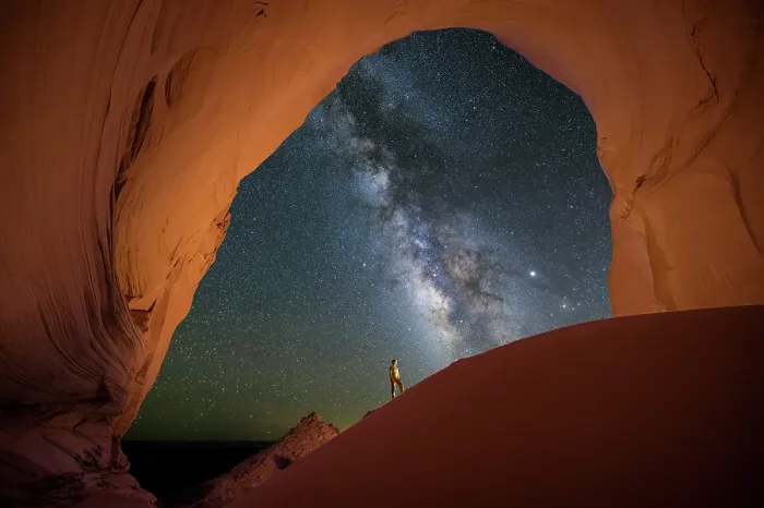 Framed Print : Milky Way through rock arch in Grand Staircase Escalante, Utah, USA Framed Print : Milky Way through rock arch in Grand Staircase Escalante, Utah, USA