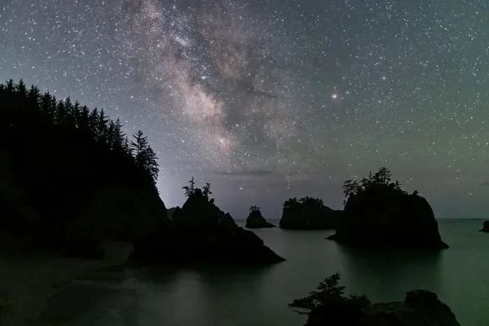 Framed Print : Milky Way over Secret Beach, Oregon, USA Framed Print : Milky Way over Secret Beach, Oregon, USA