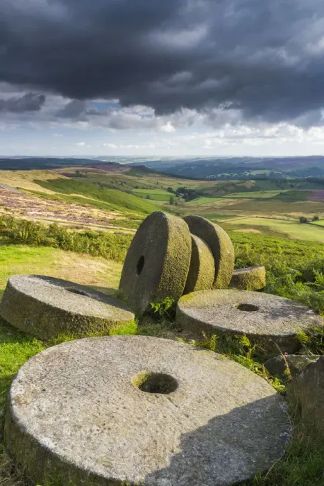 Framed Print : Millstones, Stanage Edge, Peak District National Park, Derbyshire, England