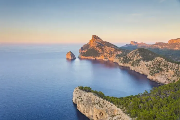 Framed Print : Mirador Es Colomer, Cap Formentor, Serra de Tramuntana, Mallorca (Majorca), Balearic Islands Framed Print : Mirador Es Colomer, Cap Formentor, Serra de Tramuntana, Mallorca (Majorca), Balearic Islands