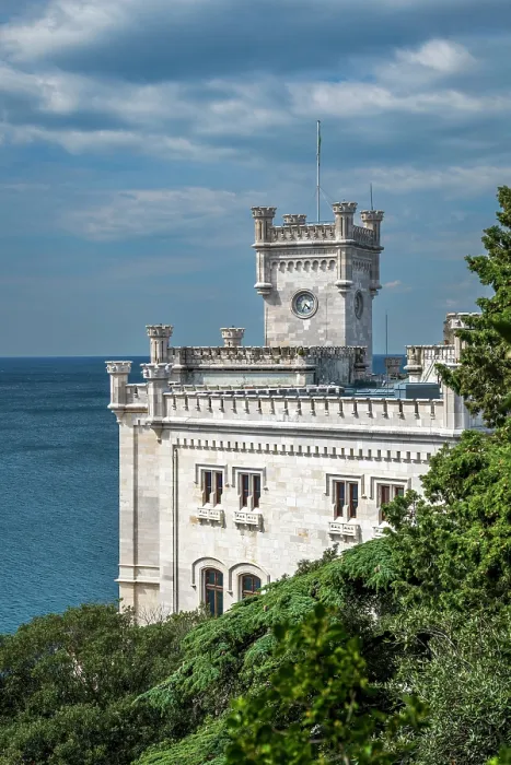 Framed Print : Miramare Castle, Grignano, Friuli-Venezia Giulia, Italy Framed Print : Miramare Castle, Grignano, Friuli-Venezia Giulia, Italy