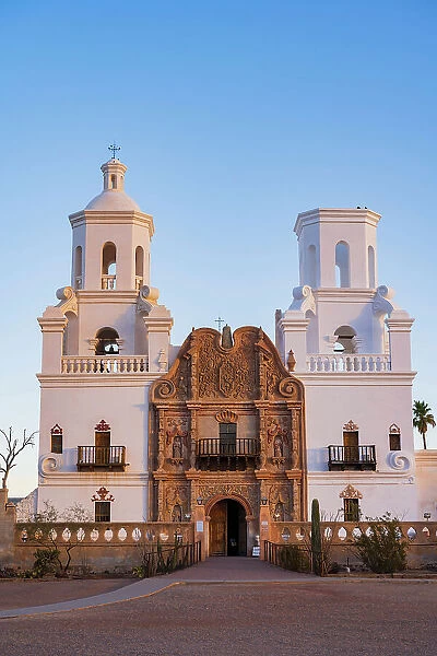Mission San Xavier del Bac, Tuscon, Arizona, USA