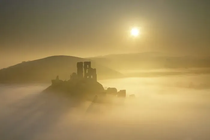 Framed Print : Mist below Corfe Castle at Sunrise, Dorset, England Framed Print : Mist below Corfe Castle at Sunrise, Dorset, England