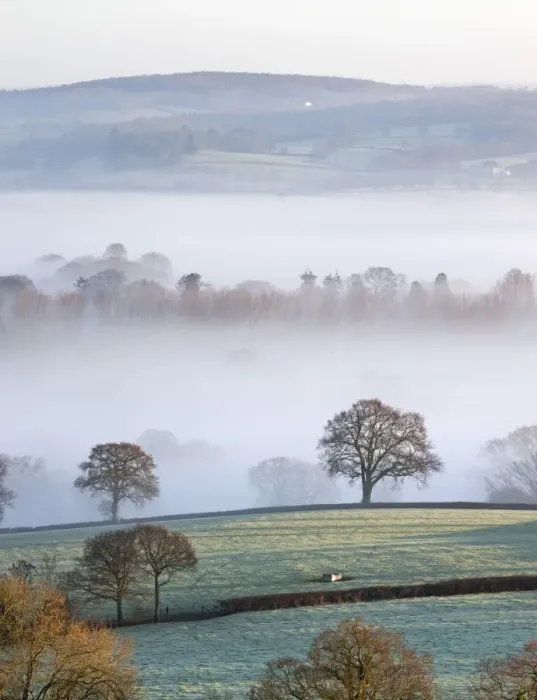 Framed Print : Mist covered countryside in the Exe Valley just north of Exeter, Devon, England. Winter Framed Print : Mist covered countryside in the Exe Valley just north of Exeter, Devon, England. Winter