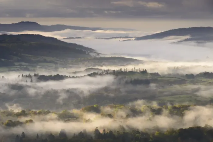 Framed Print : Mist covered Lake District countryside at dawn, Cumbria, England. Autumn (October)