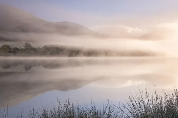 Framed Print : Misty morning over Loweswater in the Lake District, Cumbria, England. Autumn (November) Framed Print : Misty morning over Loweswater in the Lake District, Cumbria, England. Autumn (November)