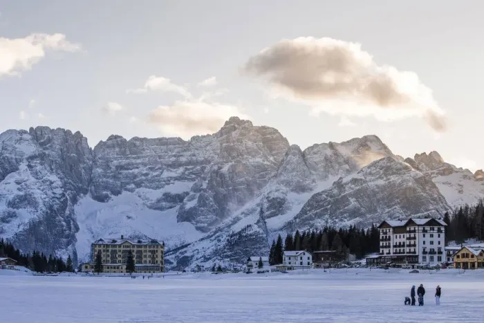 Framed Print : Misurina frozen lake, snowy landscape, Dolomites Alps, Italy