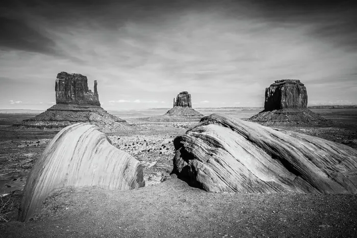 Framed Print : The Mittens, Monument Valley, Utah, USA
