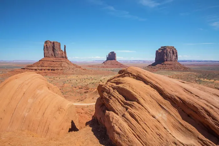 Framed Print : The Mittens, Monument Valley, Utah, USA Framed Print : The Mittens, Monument Valley, Utah, USA