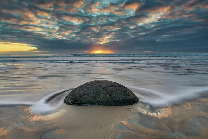 Framed Print : Moeraki Boulders at Sunrise, Hampden, South Island, New Zealand Framed Print : Moeraki Boulders at Sunrise, Hampden, South Island, New Zealand
