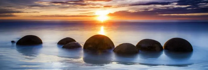 Framed Print : Moeraki Boulders at Sunrise, Otago Coast, New Zealand Framed Print : Moeraki Boulders at Sunrise, Otago Coast, New Zealand