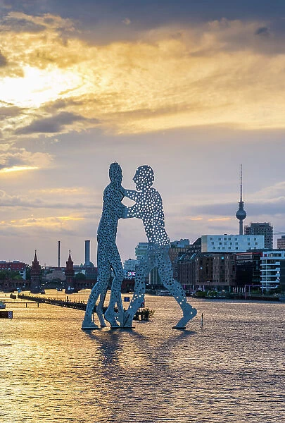 Molecule Man sculpture in the River Spree, by Jonathan Borofsky, Berlin, Germany