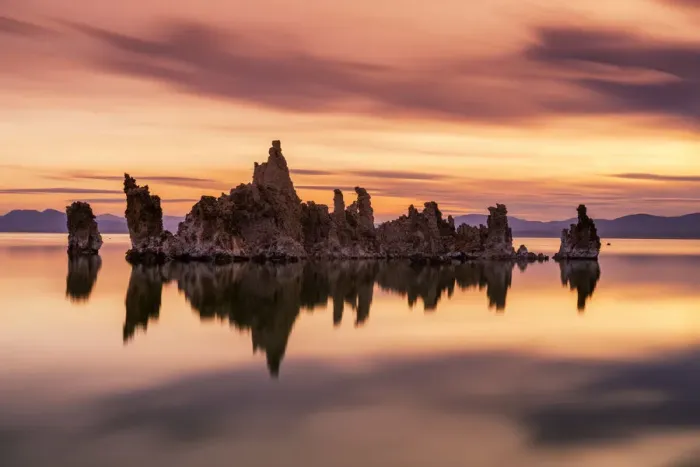 Framed Print : Mono Lake at Sunrise, California, USA Framed Print : Mono Lake at Sunrise, California, USA