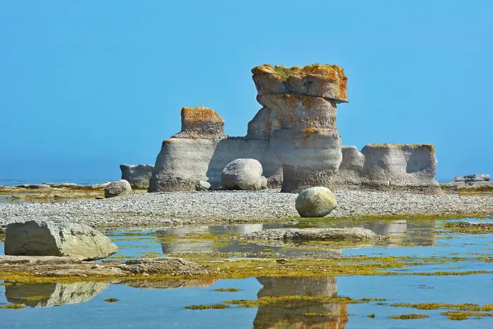 Framed Print : Monolith on Ile Quarry in Gulf of St. Lawrence. Mingan Archipelago National Park Reserve, Quebec, Canada Framed Print : Monolith on Ile Quarry in Gulf of St. Lawrence. Mingan Archipelago National Park Reserve, Quebec, Canada