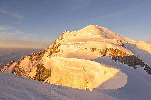 Mont Blanc atsunrise from Mont Maudit. Chamonix, France, Europe