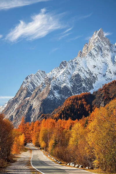 Mont Blanc Massif from the path to the Bertone Refuge in autumn. Ferret Valley, Courmayeur, Aosta district, Aosta Valley, Italy