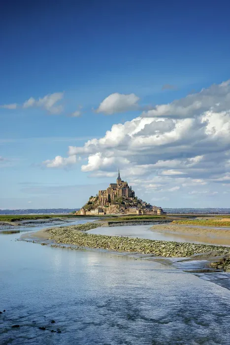 Framed Print : Mont Saint Michel, Bay of Mont Saint Michel, Manche, Normandy, France Framed Print : Mont Saint Michel, Bay of Mont Saint Michel, Manche, Normandy, France