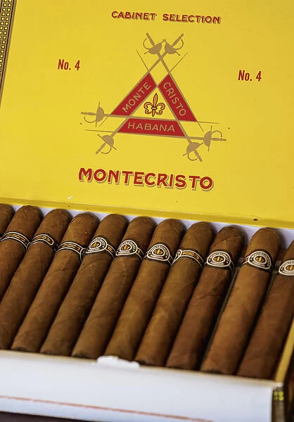 Montecristo Cigars, Tienda del Habano, Cigar Store, La Habana Vieja, Havana