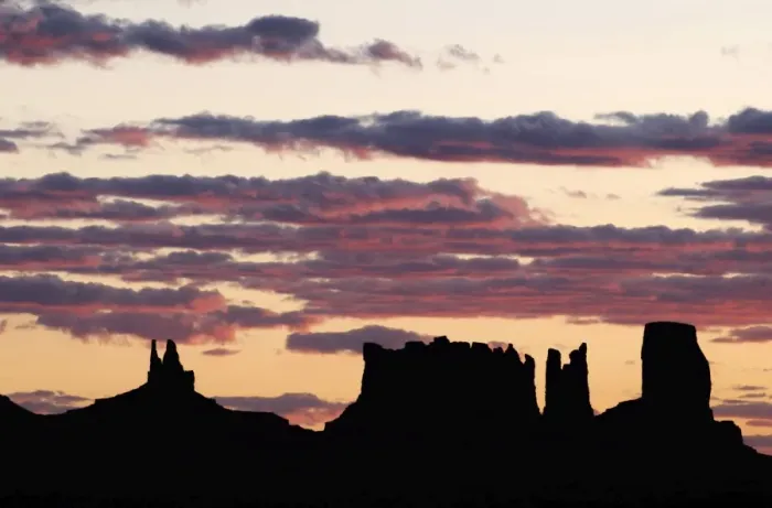 Framed Print : Monument Valley, Navajo Tribal Lands, Utah, USA Framed Print : Monument Valley, Navajo Tribal Lands, Utah, USA