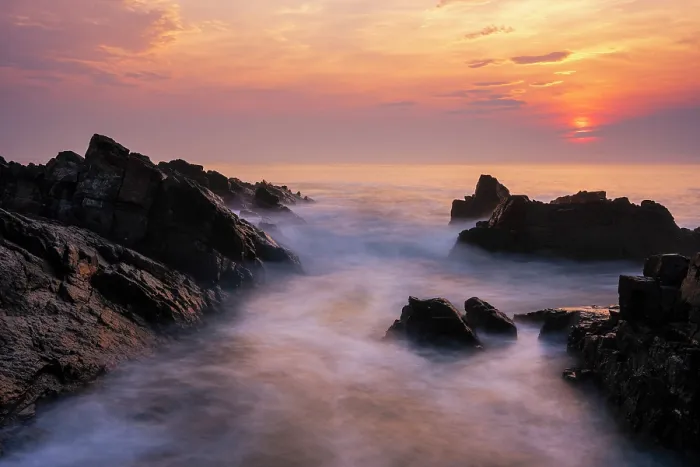 Framed Print : Moody sunrise over Marginal Way, Ogunquit, Maine, USA Framed Print : Moody sunrise over Marginal Way, Ogunquit, Maine, USA