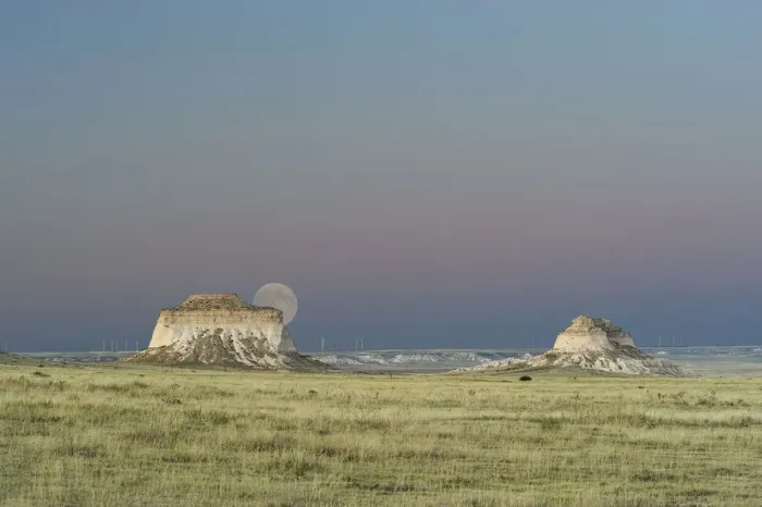 Framed Print : Moon rising over Pawnee National Grassland, Colorado, USA