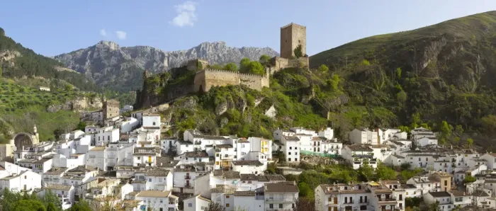 Framed Print : The Moorish Yedra Castle overlooking the picturesque village of Cazorla, Cazorla Framed Print : The Moorish Yedra Castle overlooking the picturesque village of Cazorla, Cazorla