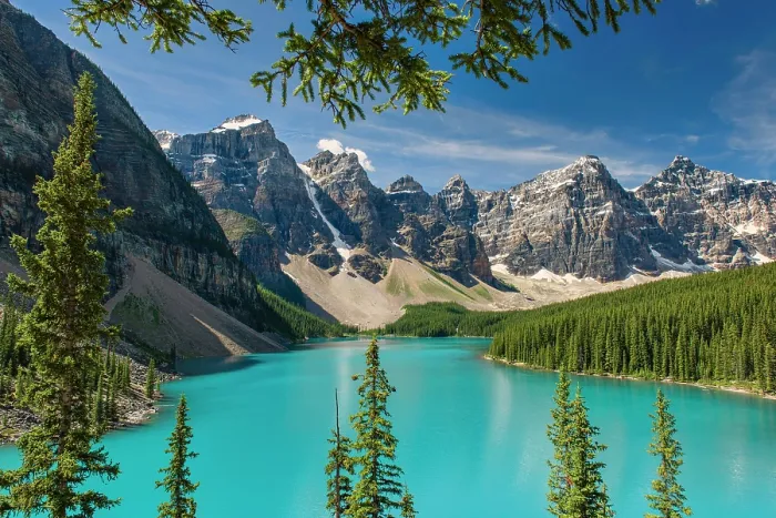 Framed Print : Moraine Lake, Banff National Park, Alberta, Canada Framed Print : Moraine Lake, Banff National Park, Alberta, Canada