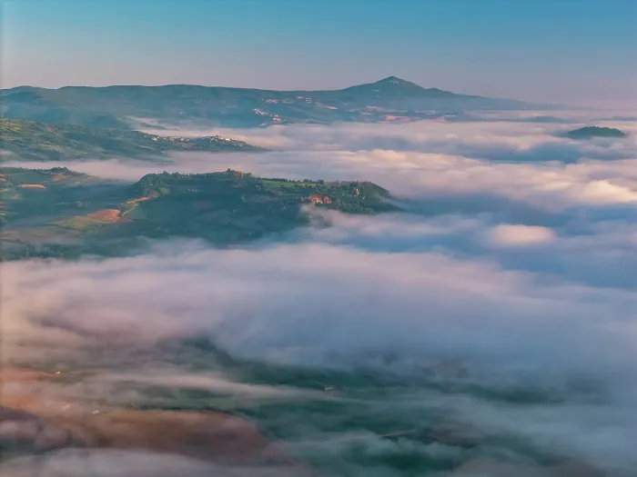 Framed Print : Morning Mist over Countryside, near Orvieto, Umbria, Italy, Europe Framed Print : Morning Mist over Countryside, near Orvieto, Umbria, Italy, Europe