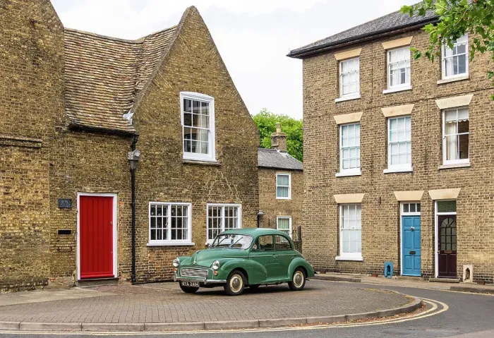 Framed Print : Morris Minor in Ely, Cambridgeshire, England Framed Print : Morris Minor in Ely, Cambridgeshire, England
