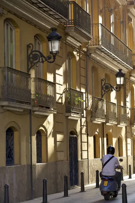 Framed Print : Motor Scooter in the Streets of Valencia, Spain