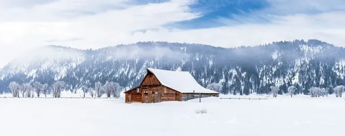 Framed Print : Moulton Barn, Mormon Row in Winter with lots of Snow Freezing Cold Grand Teton National Park, Wyoming, USA Framed Print : Moulton Barn, Mormon Row in Winter with lots of Snow Freezing Cold Grand Teton National Park, Wyoming, USA