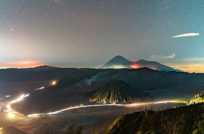 Framed Print : Mount Bromo at night, Bromo Tengger Semeru National Park, East Java, Indonesia Framed Print : Mount Bromo at night, Bromo Tengger Semeru National Park, East Java, Indonesia