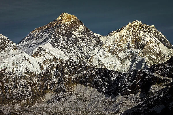 Mount Everest (8, 848m), Gokyo, Solukhumbu, Nepal
