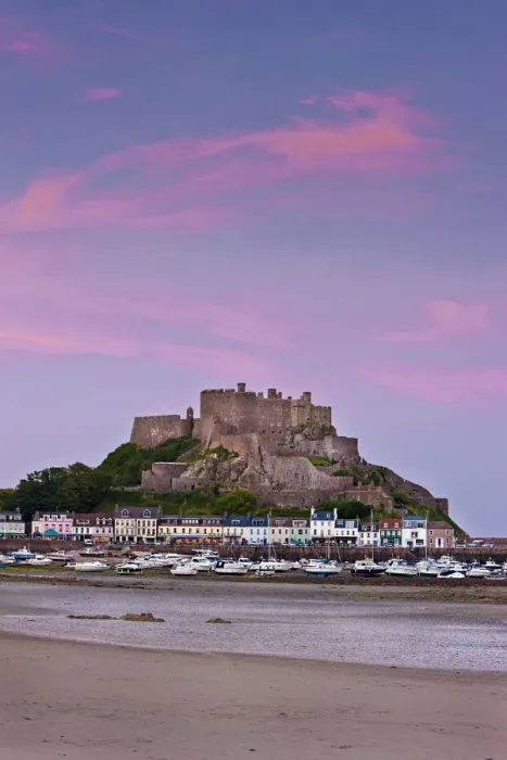Framed Print : Mount Orgueil Castle, Grouville Bay in Gorey, Jersey, Channel Islands Framed Print : Mount Orgueil Castle, Grouville Bay in Gorey, Jersey, Channel Islands